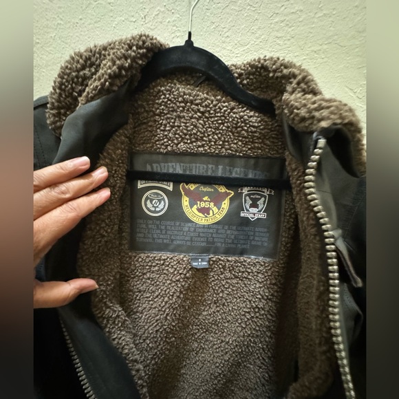 ADVENTURE LEGENDS Bomber Jacket Pilot style Boys SZ 8 Brown Rugged Faux Leather - Picture 6 of 15